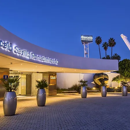 巴塞罗塞维利亚雷纳西门图酒店 塞维利亚
