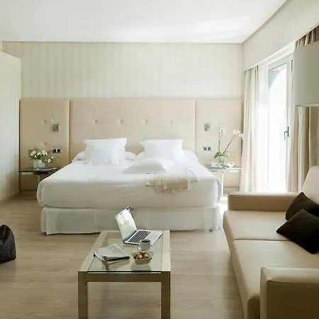 Hotel Barceló Renacimiento 5*