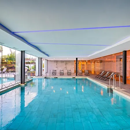 Barceló Renacimiento Hotel 5*